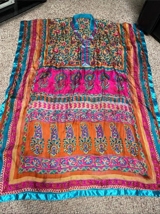 Vintage Dresses & Skirts - Vintage 100% silk boho printed caftan